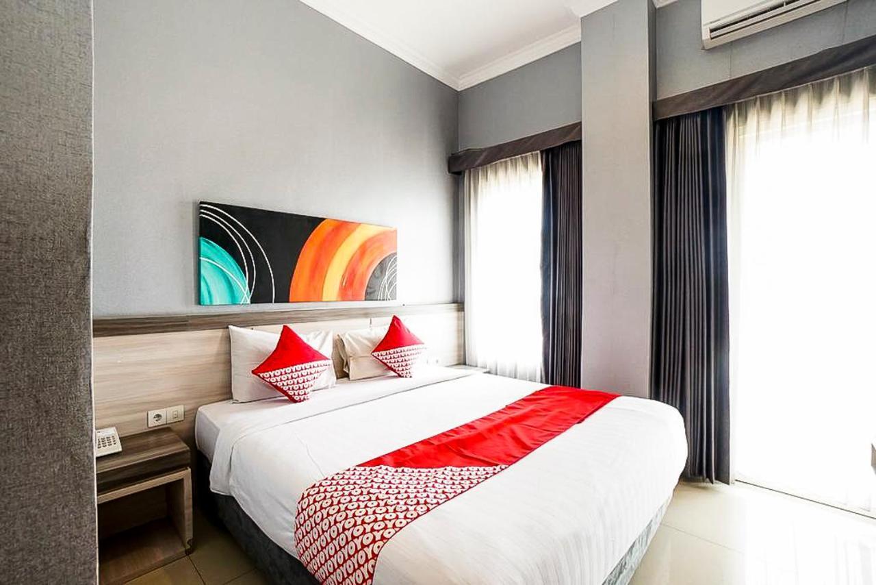 Oyo 289 Hotel Dalwa Syariah Pasuruan Esterno foto