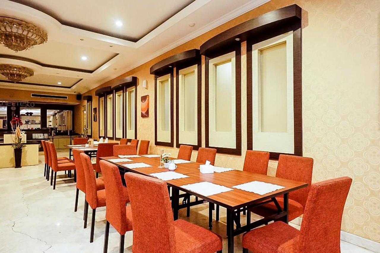 Oyo 289 Hotel Dalwa Syariah Pasuruan Esterno foto