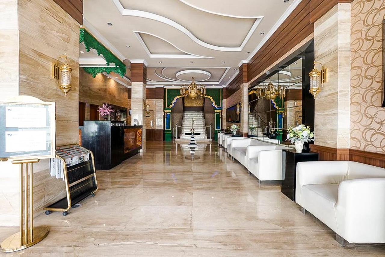 Oyo 289 Hotel Dalwa Syariah Pasuruan Esterno foto